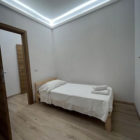 Villa Milano Apt. N. 2 Luaran gambar