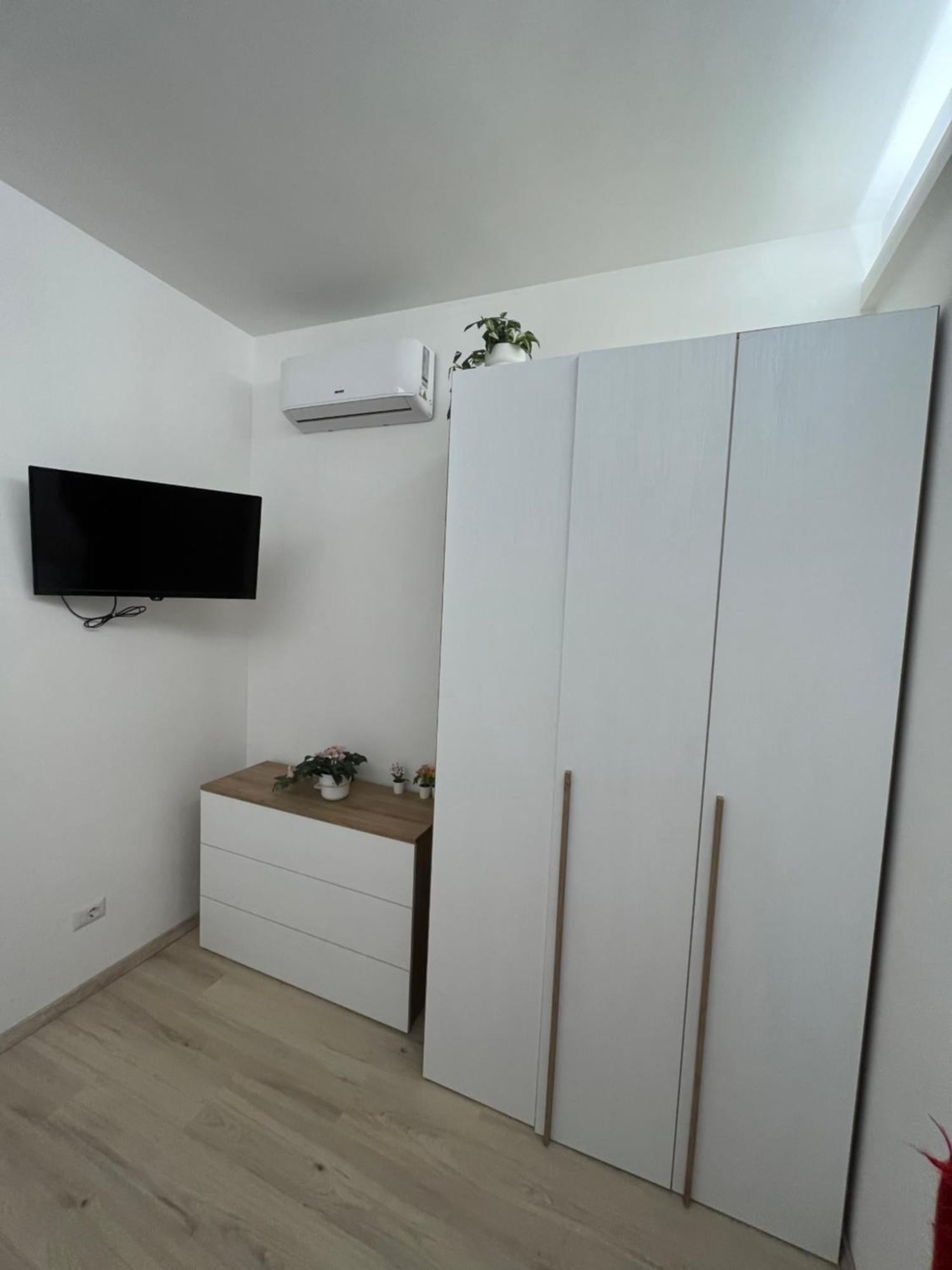 Villa Milano Apt. N. 2 Luaran gambar